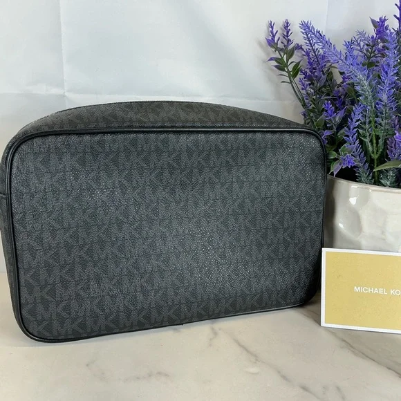 Michael‎ Kors Black Signature MK Camera Crossbody Travel Bag - Picture 9 of 12